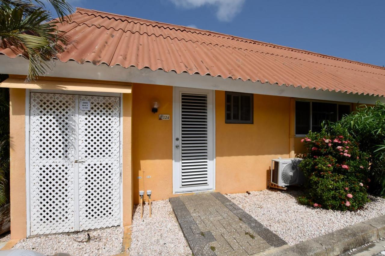 Seru Coral Apartment Willemstad Luaran gambar